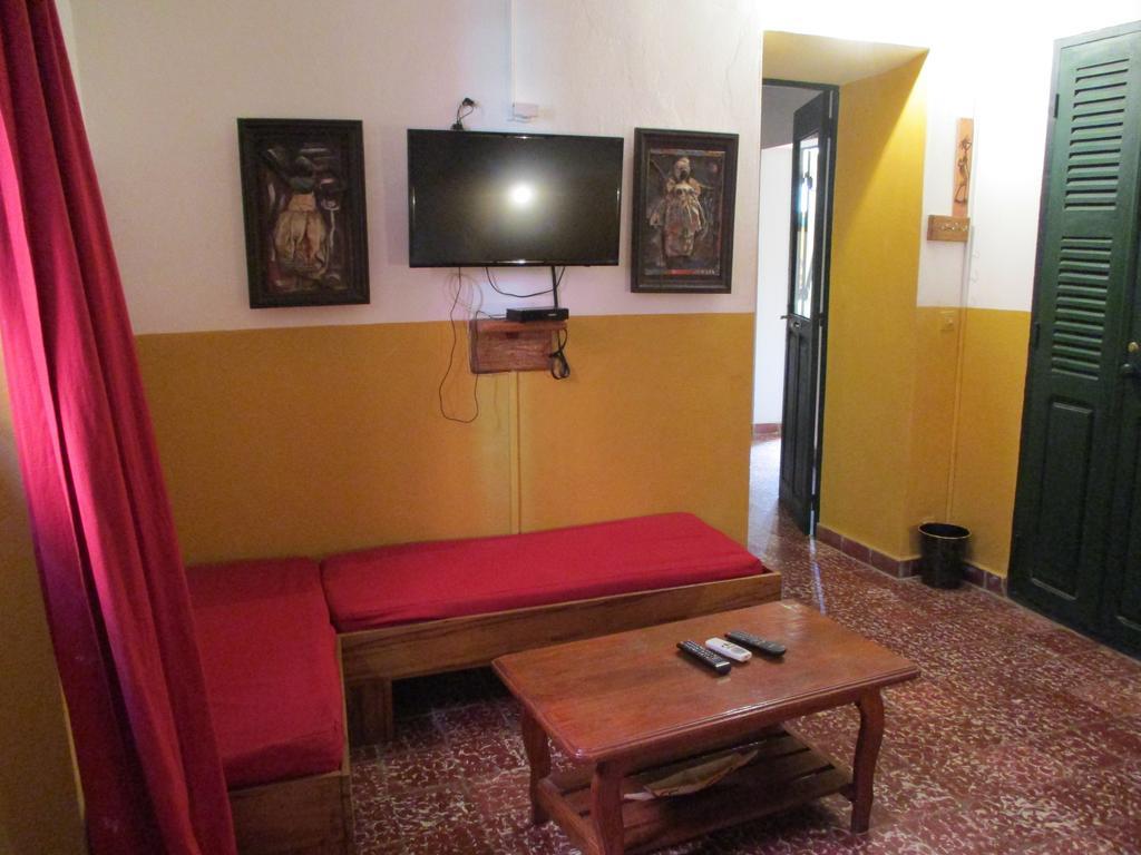 Chez Eric Hotel Gorée Eksteriør billede
